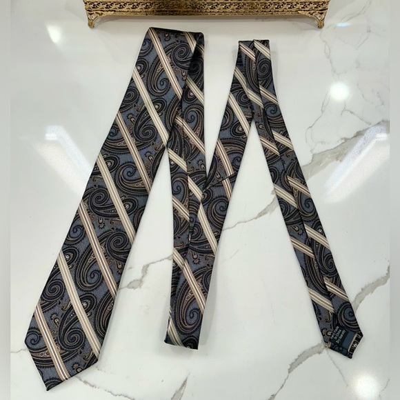 Pronto Uomo Platinum - Handmade Silk Tie - Paisley Overlaid with Stripes - EUC - Picture 9 of 14